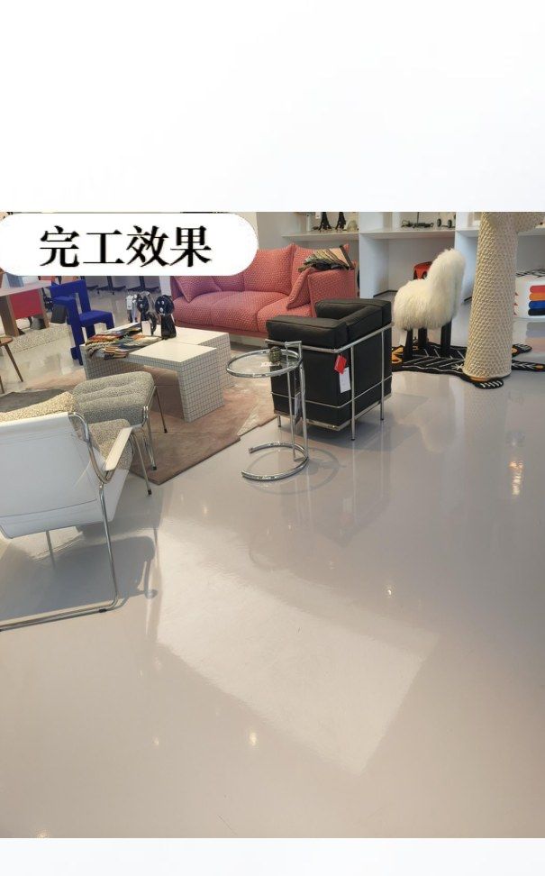 Home furnishing showroom high-gloss flooring project